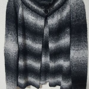 Jones New York Stylish Gray Women's Sweater Size M